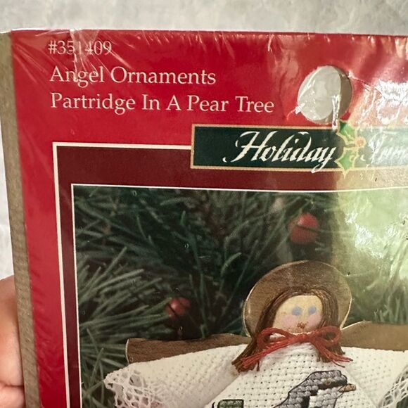 Holiday Time Counted Cross Stitch Kit Christmas Ornaments Vintage Craft DIY - Picture 5 of 5